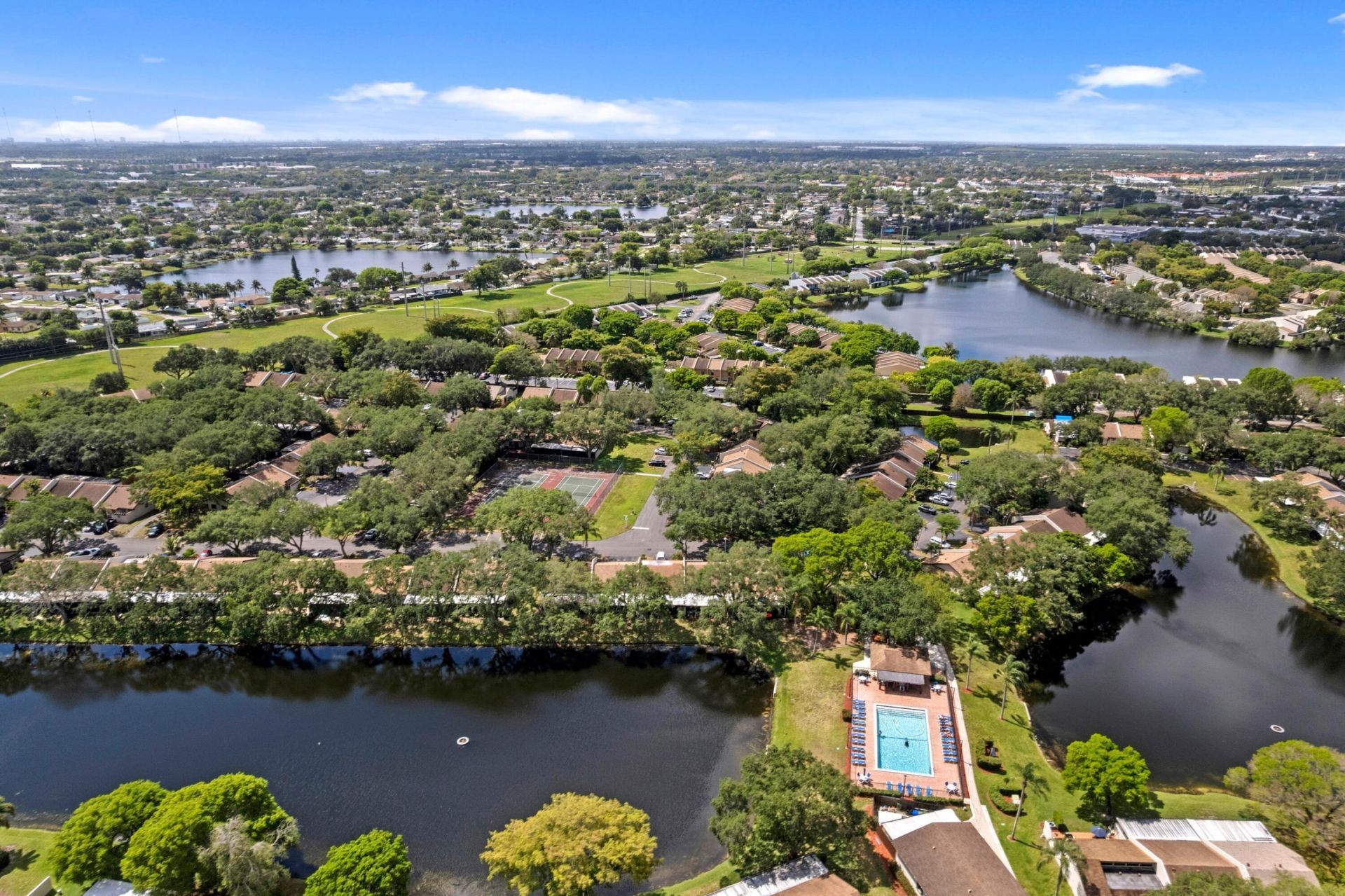 9709 NW 16th Street, Pembroke Pines, FL 33024 Photo