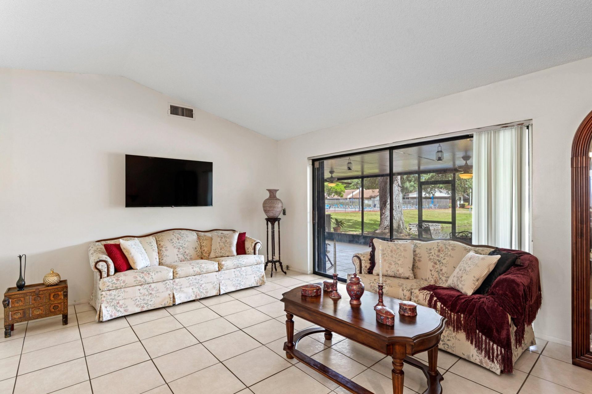 9709 NW 16th Street, Pembroke Pines, FL 33024 Photo