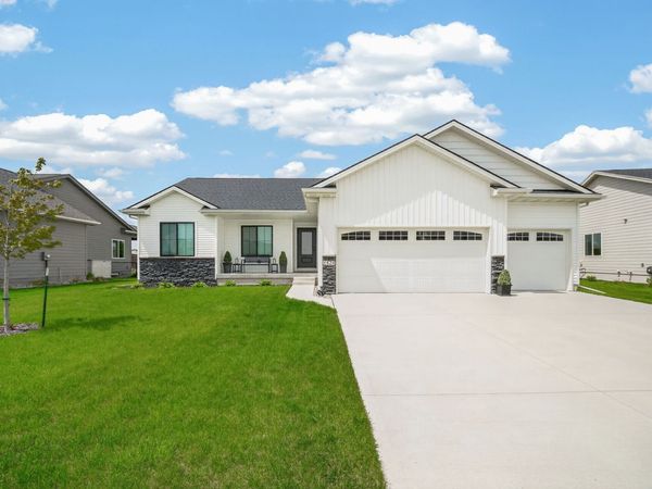 1424 NW 29th Street, Ankeny, IA 50023