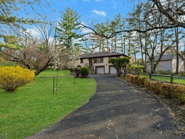 43 KING GEORGE ROAD, Warren, NJ 07059