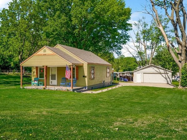 1540 N Noland Road, Independence, MO 64050