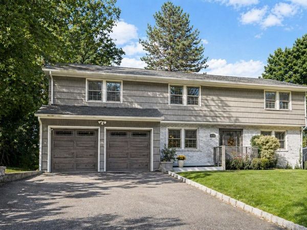 10 Lundy Lane, Larchmont, NY 10538