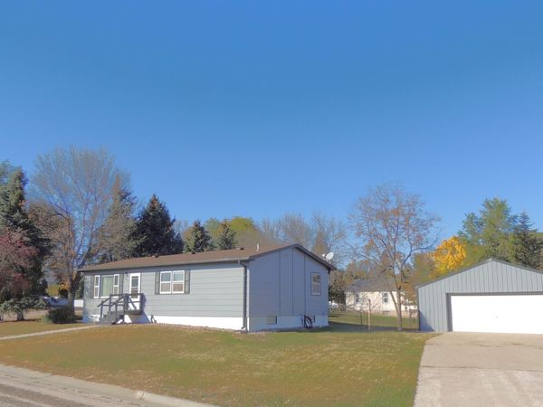 1446 Evanston Avenue, Hot Springs, SD 57747