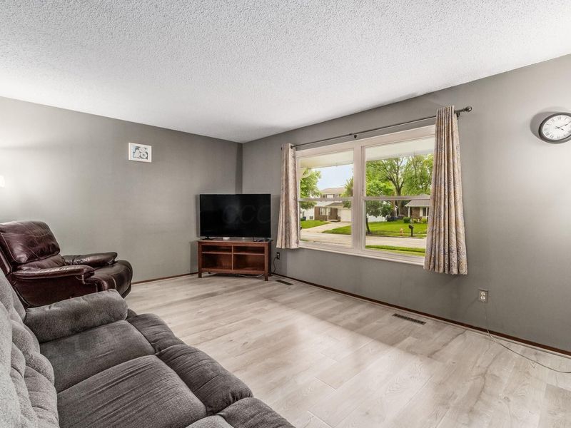 3036 Rainier Avenue, Columbus, OH 43231 Photo 7