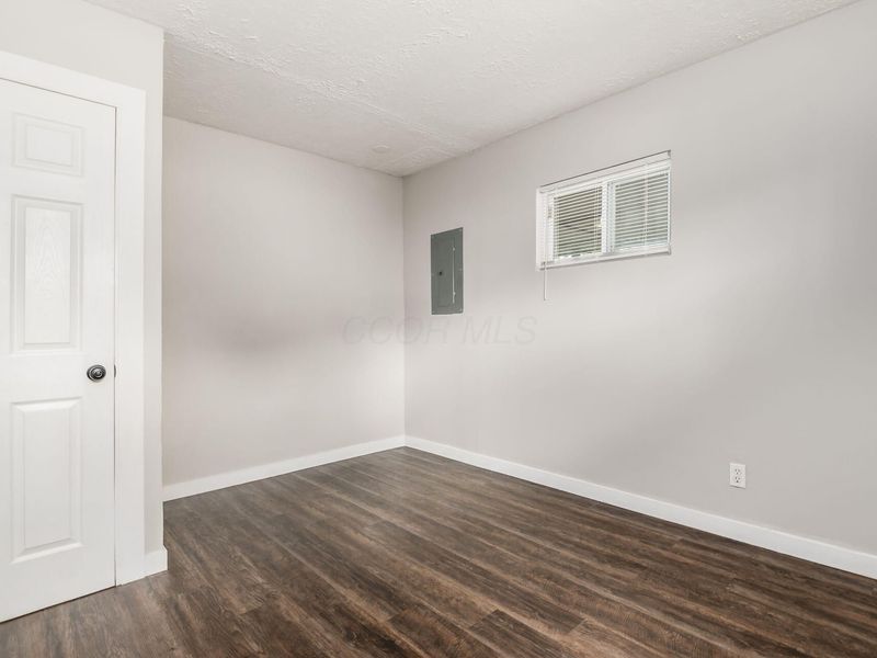 3058 Nuway Road , Columbus, OH 43207 Photo 16