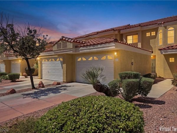 3545 Casa Real Way , Las Vegas, NV 89147