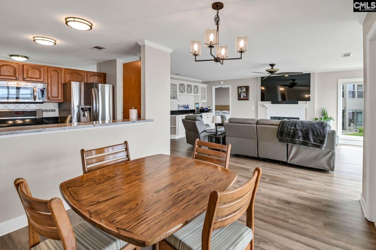 1441 Old Chapin Road  Photo 11