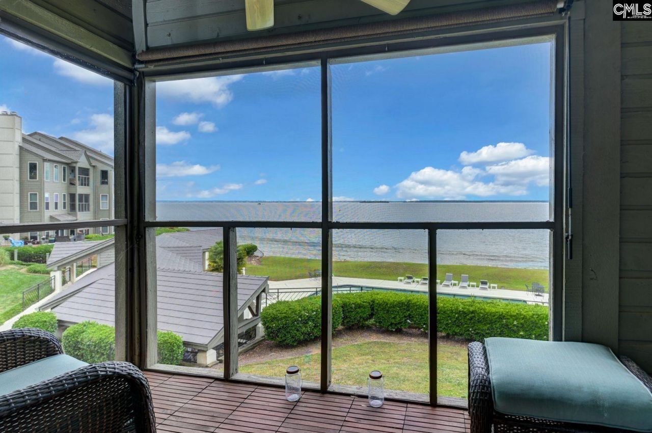 1441 Old Chapin Road  Photo 6