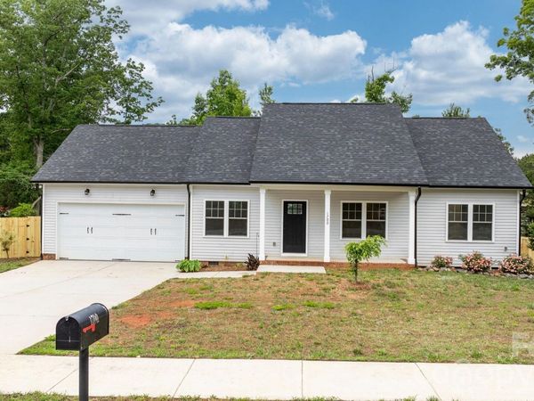 1700 Ivey Court , Maiden, NC 28650