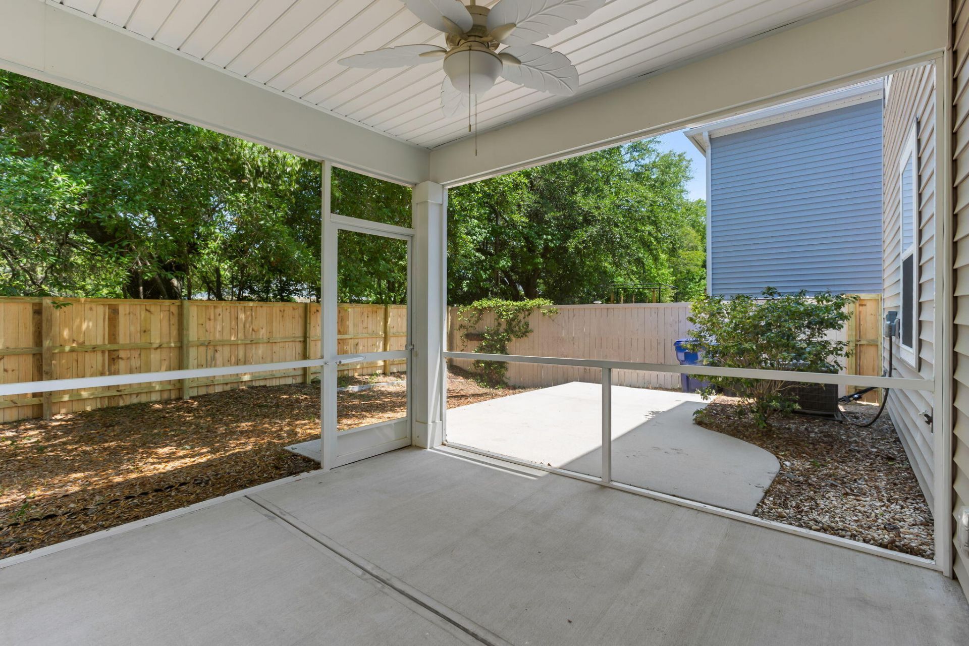 3830 Sawmill Court Photo 20