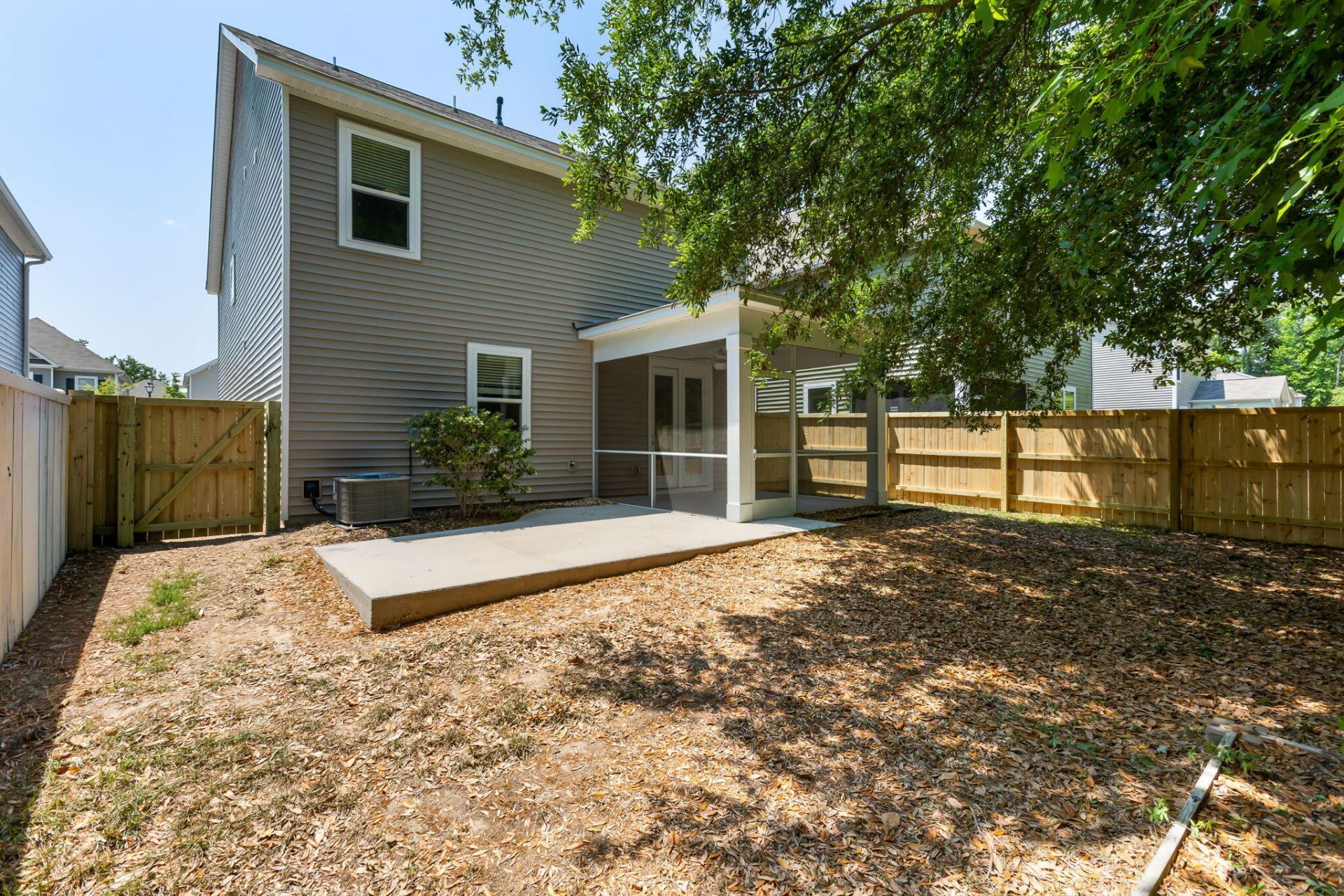 3830 Sawmill Court Photo 22