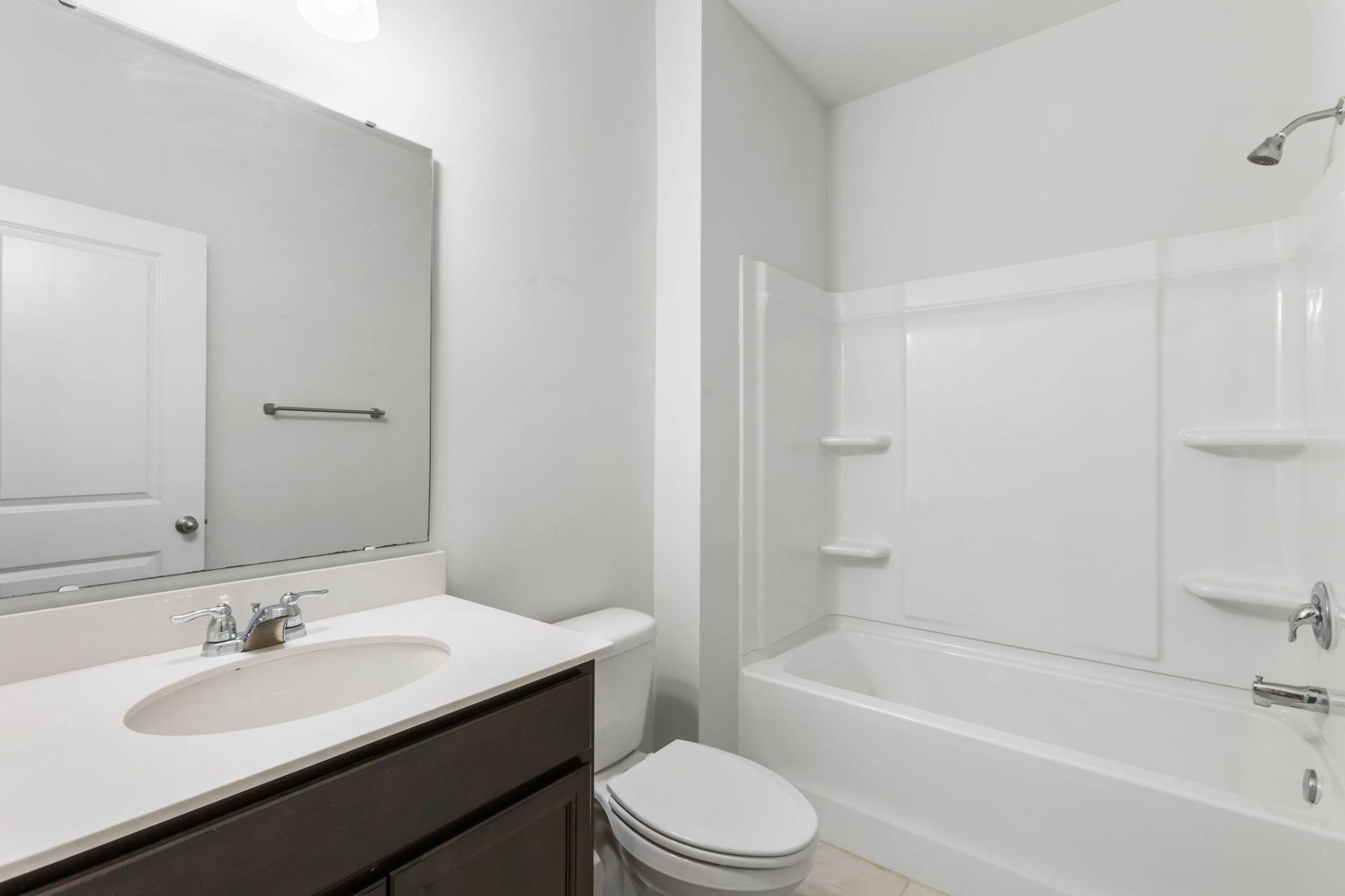 3830 Sawmill Court Photo 7