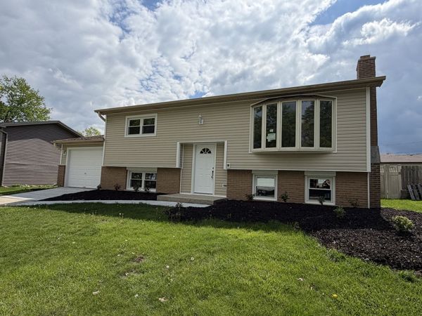 5747 Dover Road , Oak Forest, IL 60452