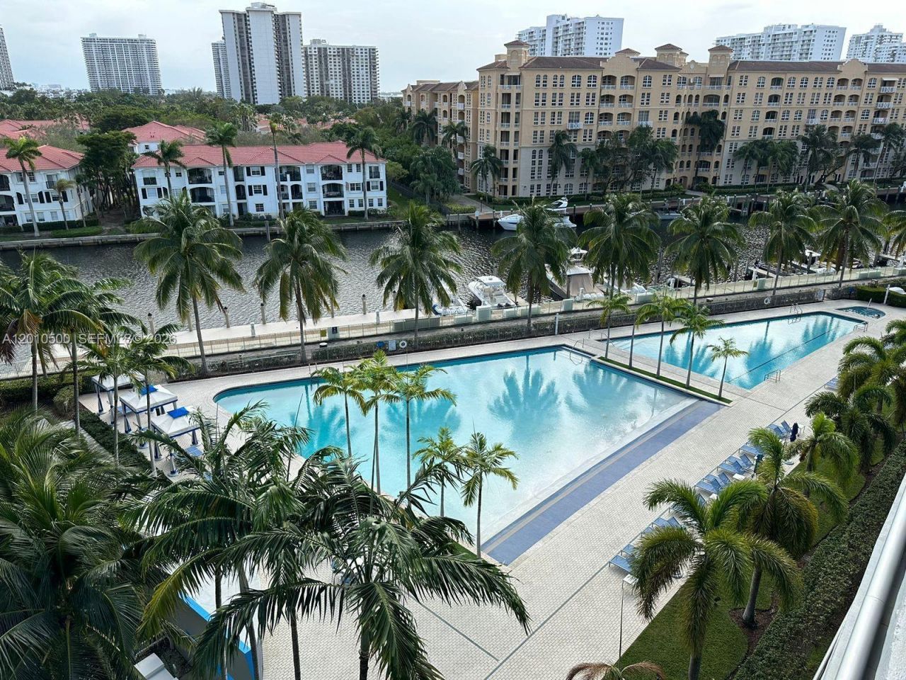 2950 NE 188th St , Unit 448, Aventura, FL 33180 Photo