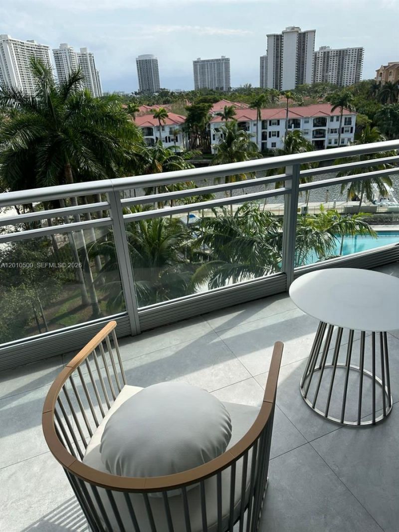 2950 NE 188th St , Unit 448, Aventura, FL 33180 Photo