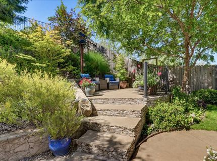 21590 Cascade Crossing Rd, Grass Valley, CA 95949 Photo