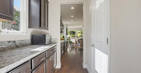 21590 Cascade Crossing Rd, Grass Valley, CA 95949 Photo