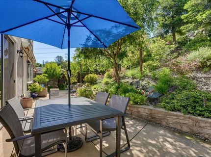 21590 Cascade Crossing Rd, Grass Valley, CA 95949 Photo