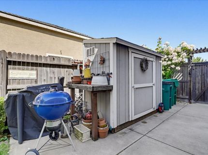 21590 Cascade Crossing Rd, Grass Valley, CA 95949 Photo