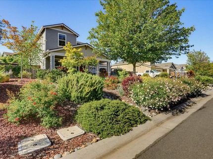 21590 Cascade Crossing Rd, Grass Valley, CA 95949 Photo