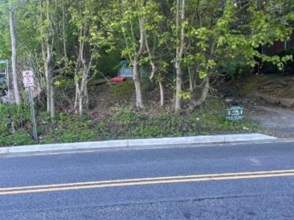 Commerce Street , Hawthorne, NY 10532