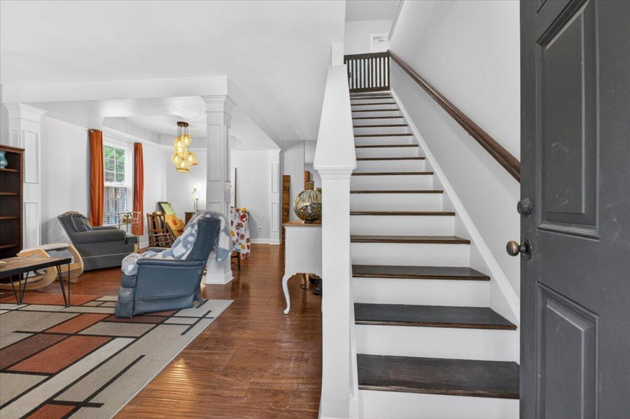 3029 Ellington Drive Photo 5