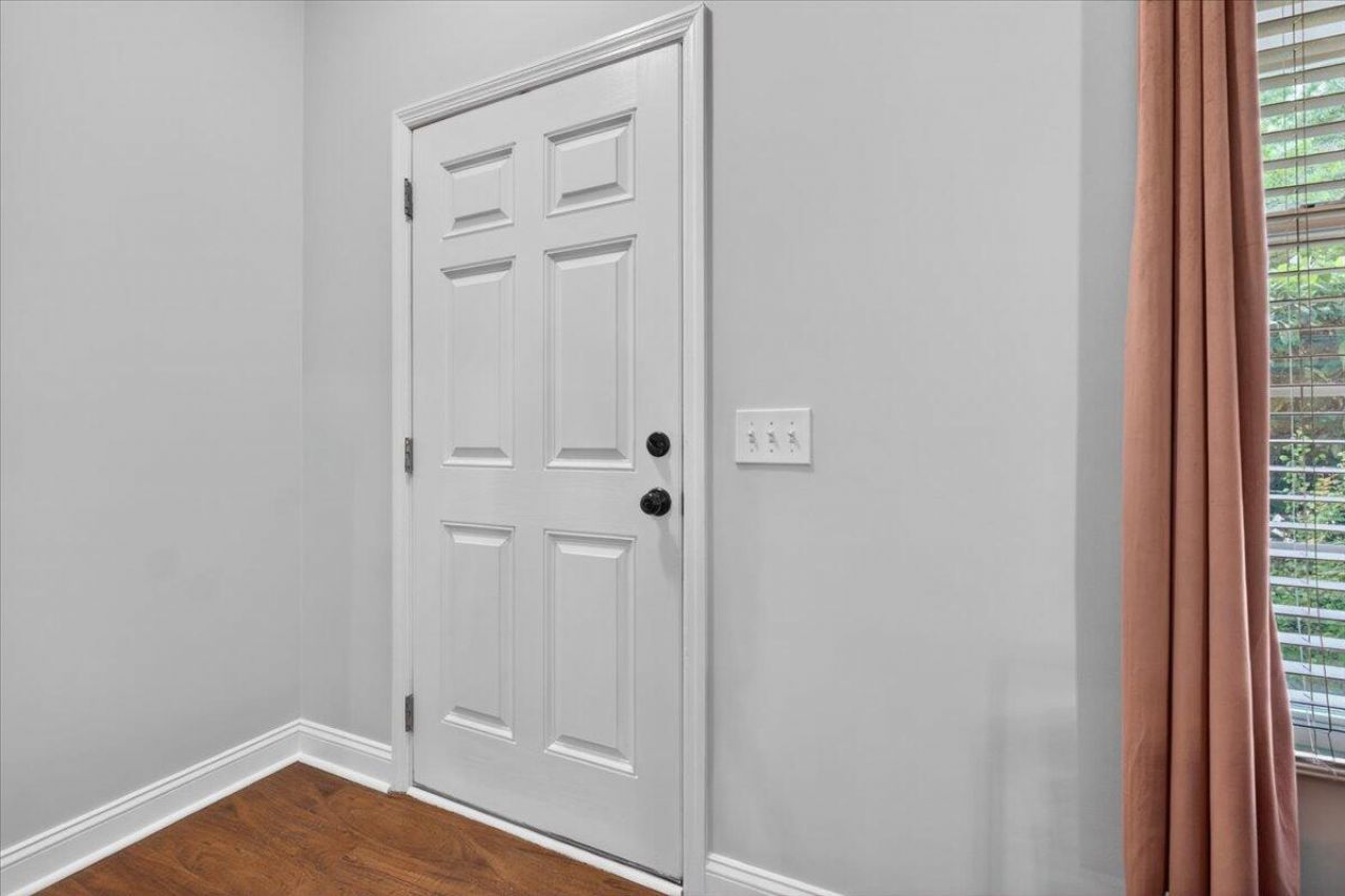 3029 Ellington Drive Photo 6
