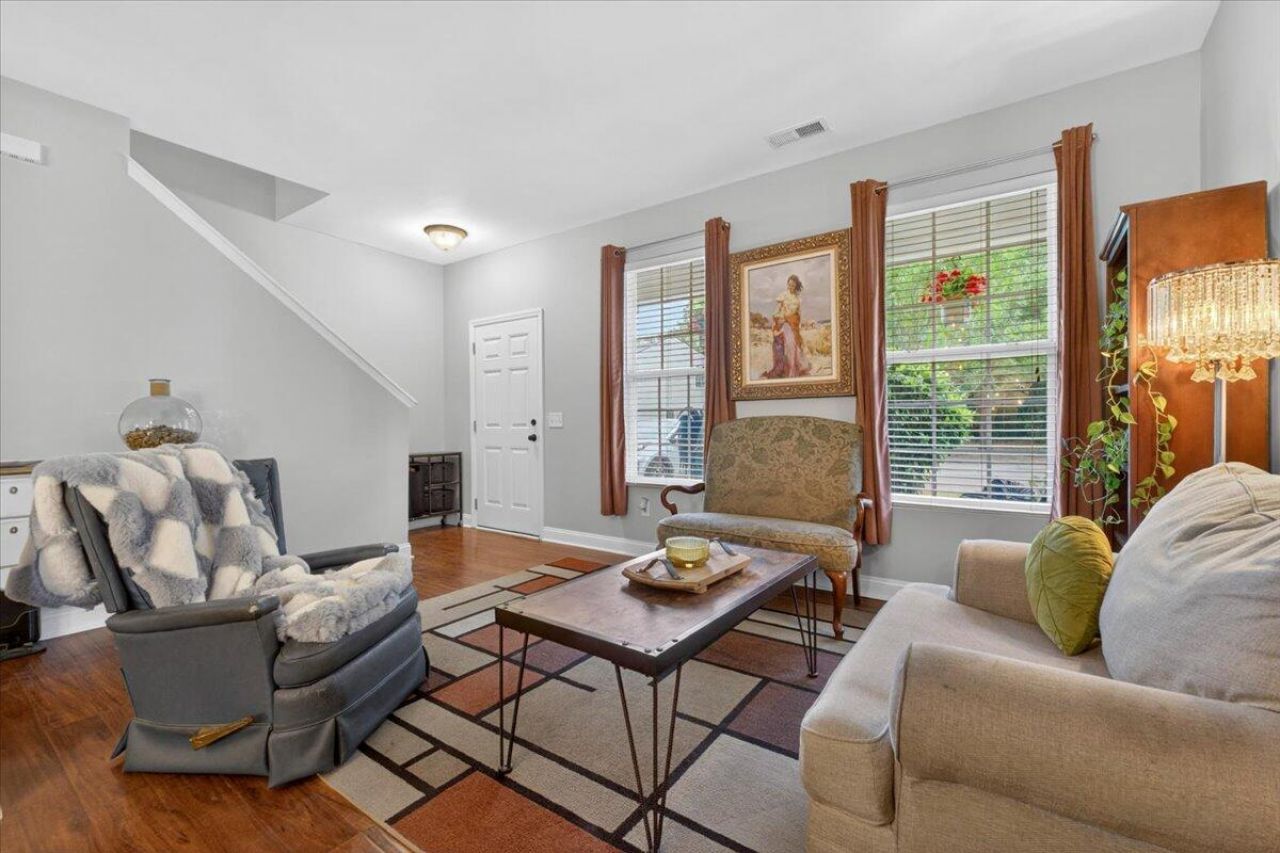 3029 Ellington Drive Photo 8