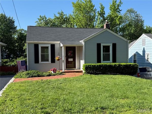 9930 Carlyle Avenue, Overland, MO 63114