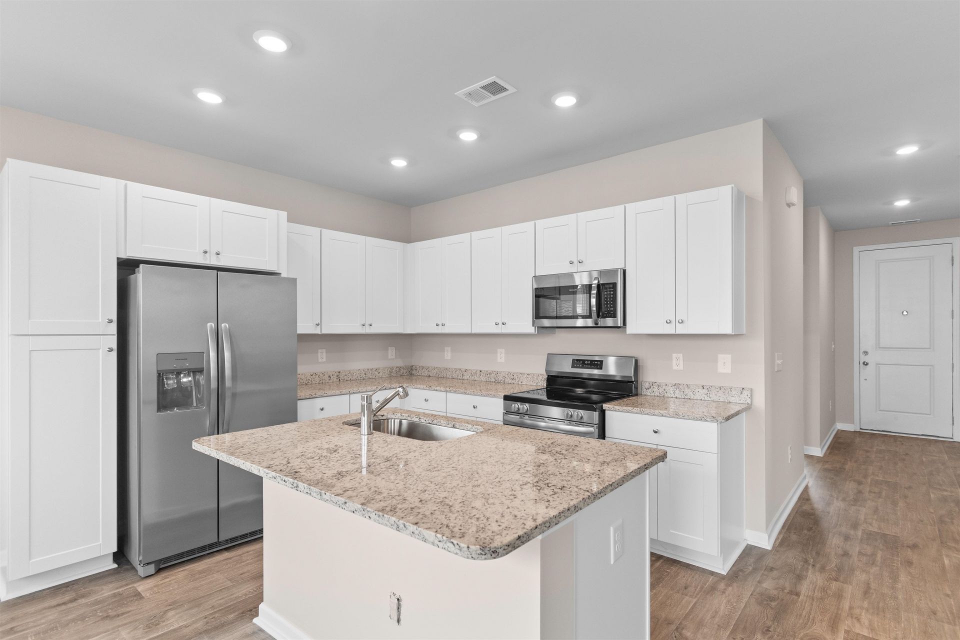 3970 Hibiscus Dr. Photo 7