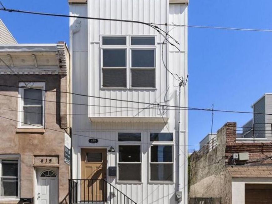 413 Mercy Street, Philadelphia, PA 19148 Main Photo