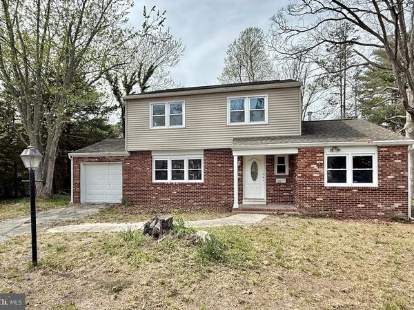 6321 CROCUS STREET, MAYS LANDING, NJ 08330