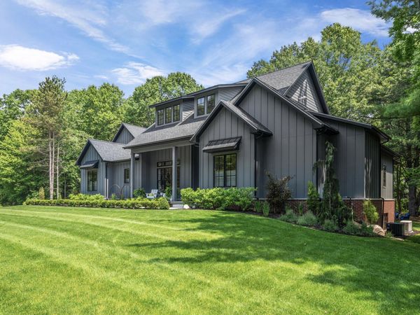 3341 Gaslight Lane, Saugatuck, MI 49453