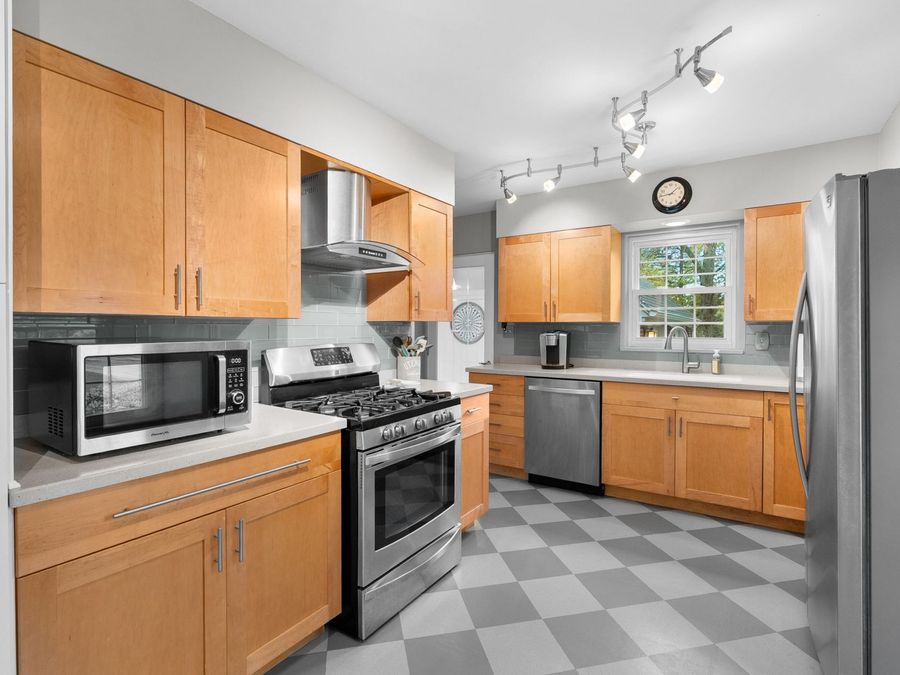 Property Image 9