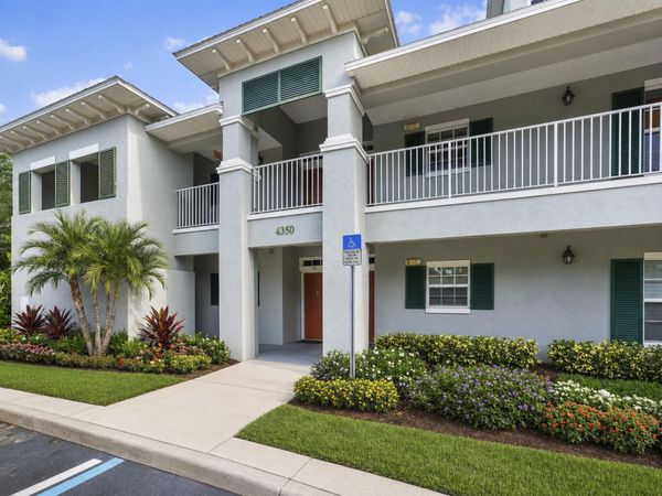 4350 Doubles Alley Drive, Unit 201, Vero Beach, FL 32967