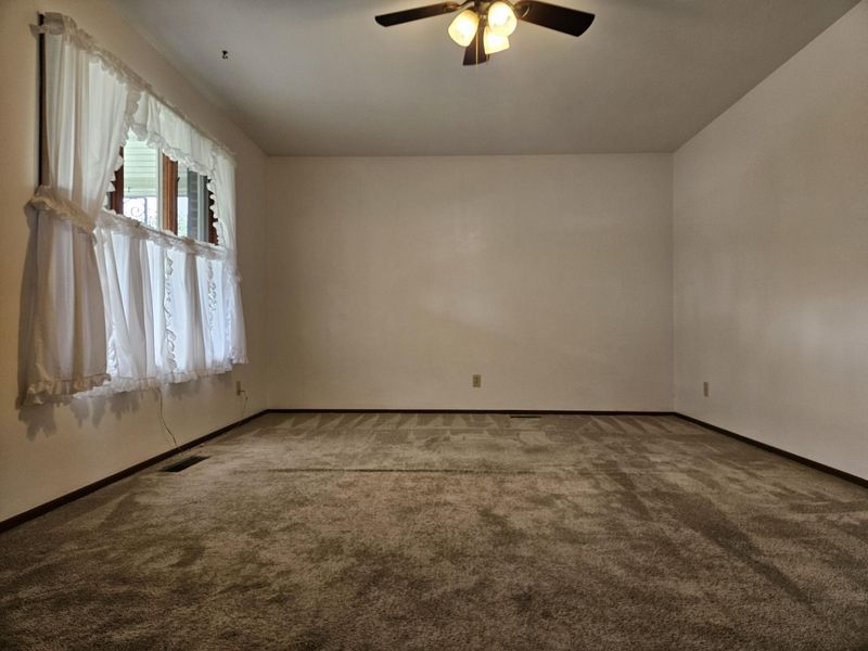 1141 W Brixton Drive, Springfield, OH 45503 Photo 12