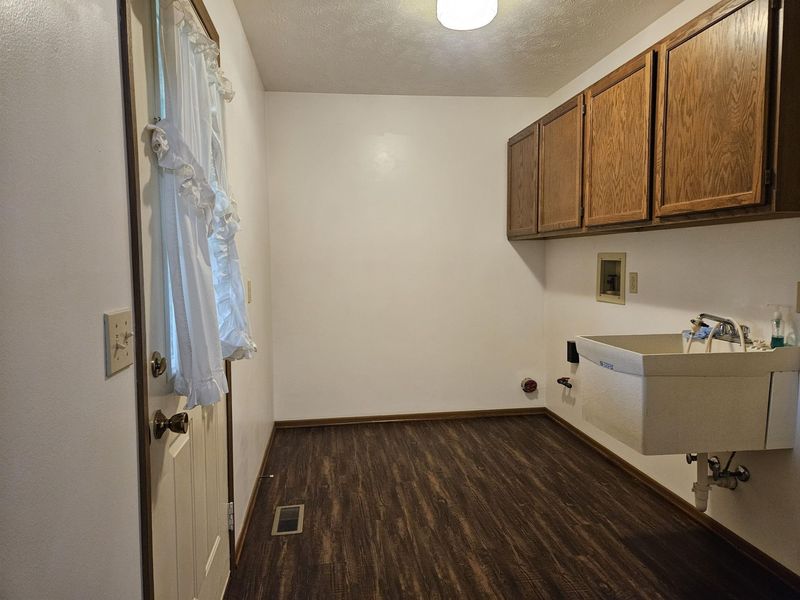 1141 W Brixton Drive, Springfield, OH 45503 Photo 13