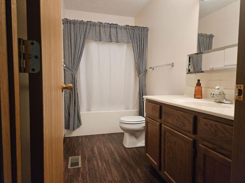 1141 W Brixton Drive, Springfield, OH 45503 Photo 9