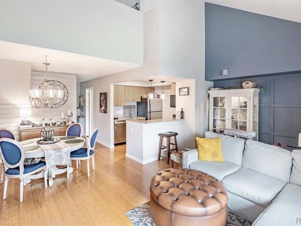 2798 Davison Avenue, Auburn Hills, MI 48326