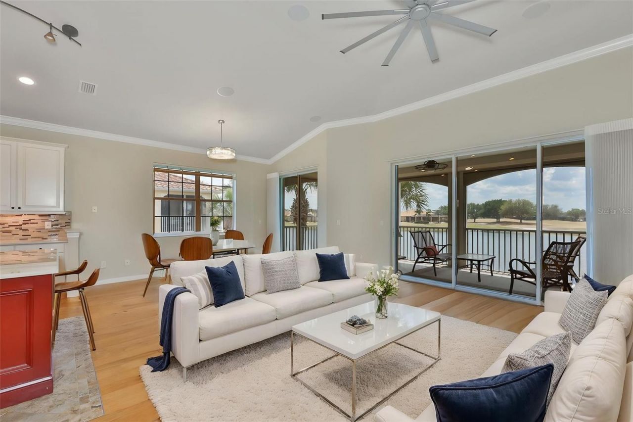 1368 Emerald Dunes Drive, Sun City Center, FL 33573 Photo