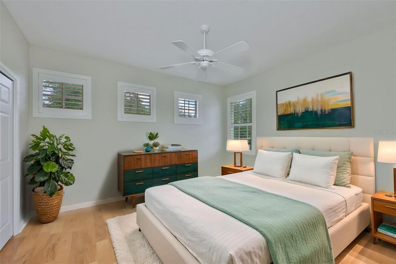 1368 Emerald Dunes Drive, Sun City Center, FL 33573 Photo