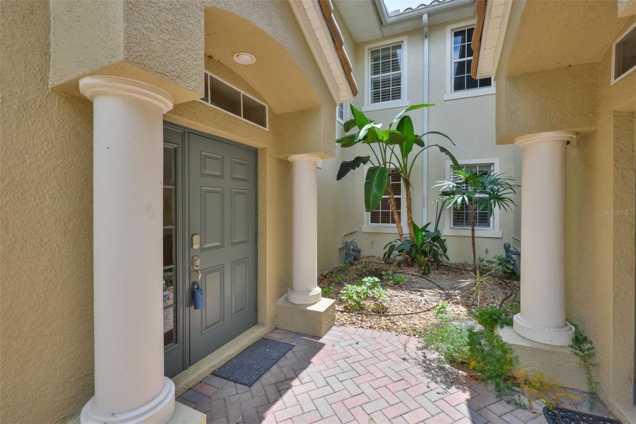 1368 Emerald Dunes Drive, Sun City Center, FL 33573 Photo