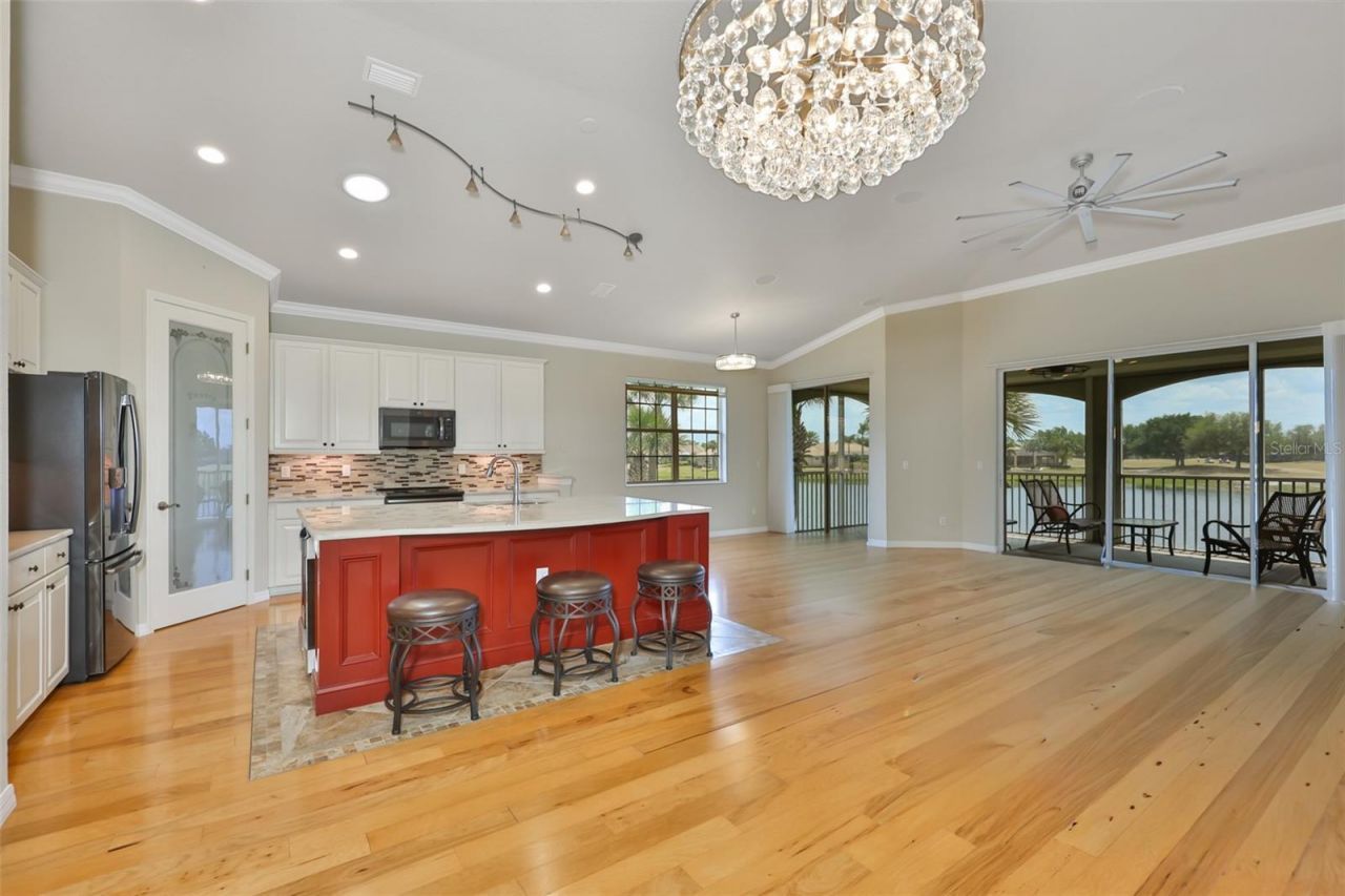 1368 Emerald Dunes Drive, Sun City Center, FL 33573 Photo