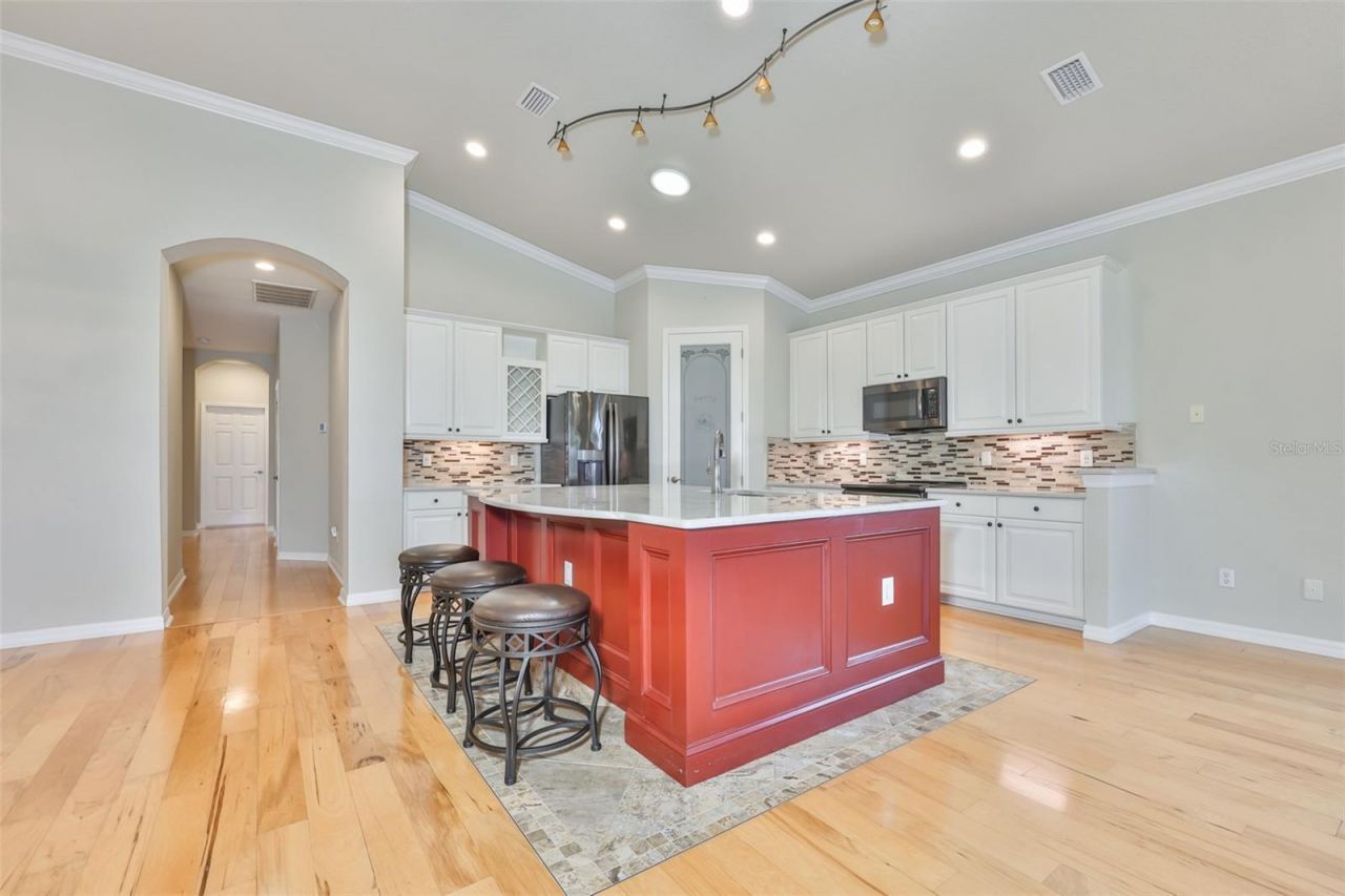 1368 Emerald Dunes Drive, Sun City Center, FL 33573 Photo