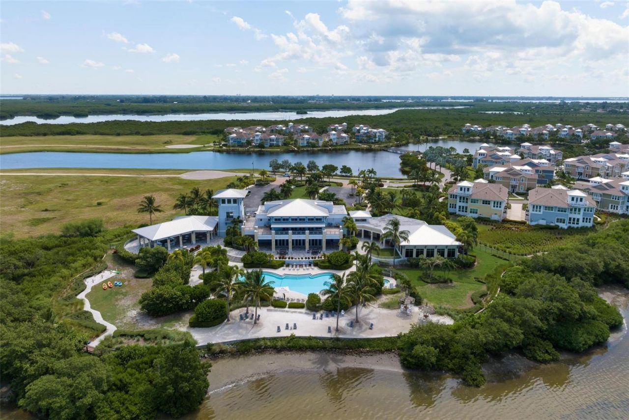 347 Compass Point Drive, Unit 201, Bradenton, FL 34209 Photo
