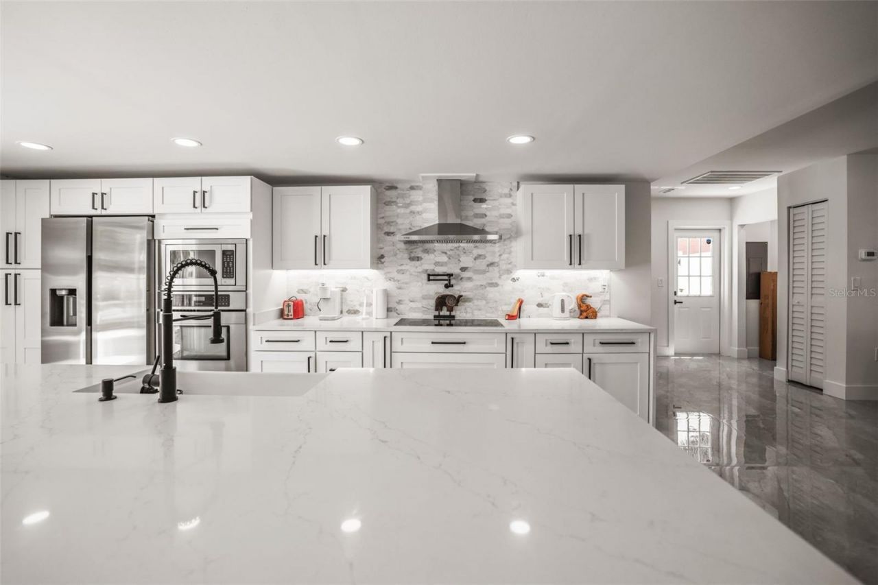 4327 Huntington Street Ne, Saint Petersburg, FL 33703 Photo