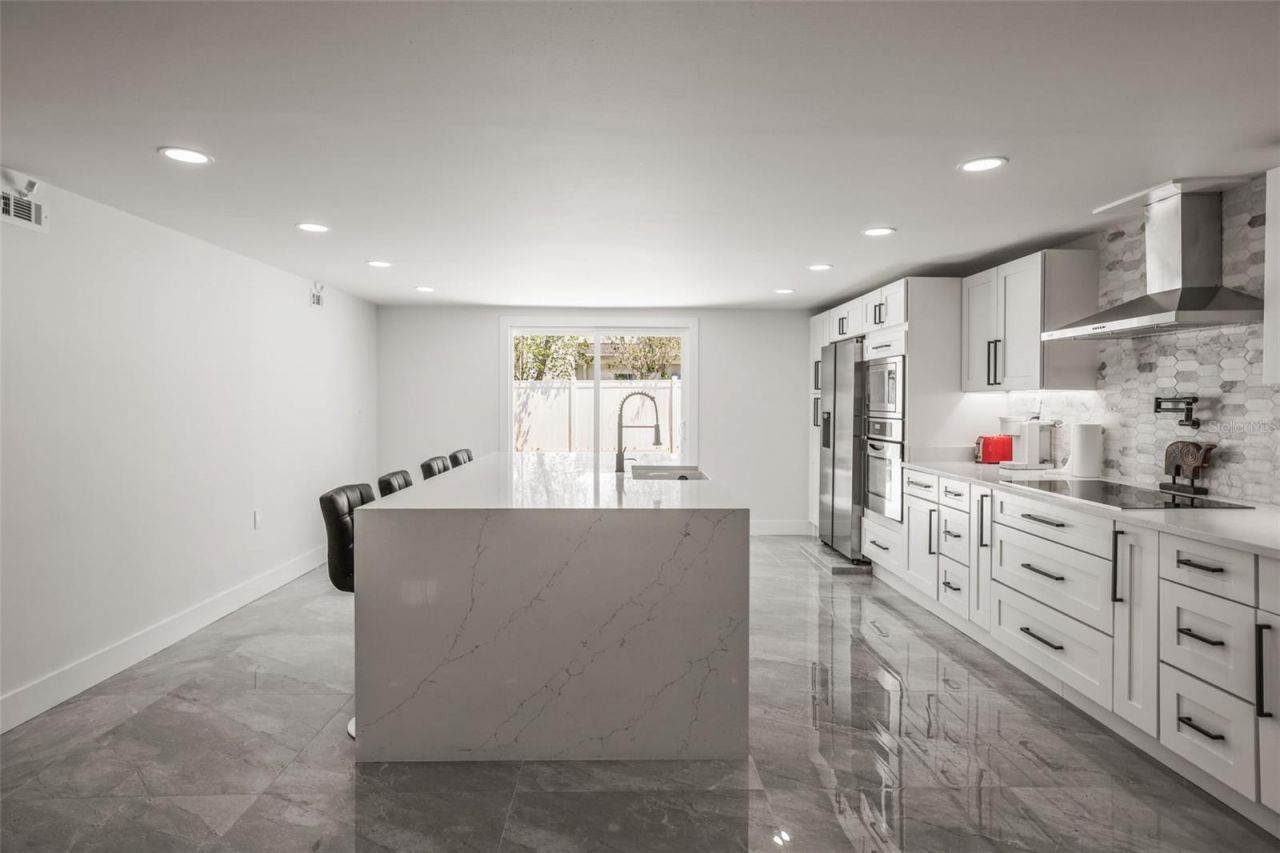 4327 Huntington Street Ne, Saint Petersburg, FL 33703 Photo