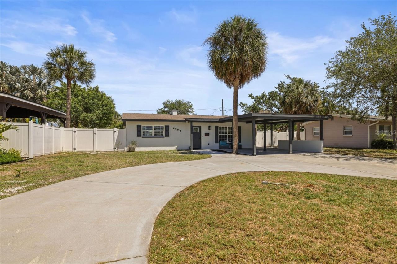 4327 Huntington Street Ne, Saint Petersburg, FL 33703 Photo