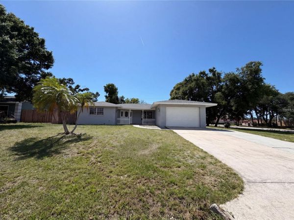 6712 CONETTA DRIVE , SARASOTA, FL 34243