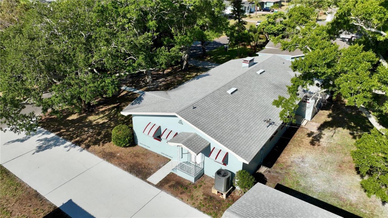 4725 Del Rio Way S, Gulfport, FL 33711 Photo